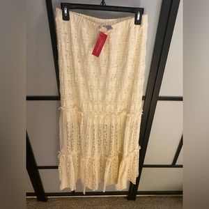 Xhilaration *NWT* lace maxi skirt size medium